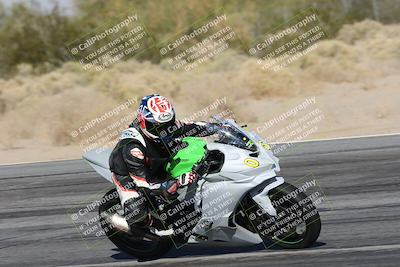 media/Dec-01-2025-Moto Forza (Mon) [[2daa91e15f]]/2-Intermediate Group/Session 4 Turn 9/